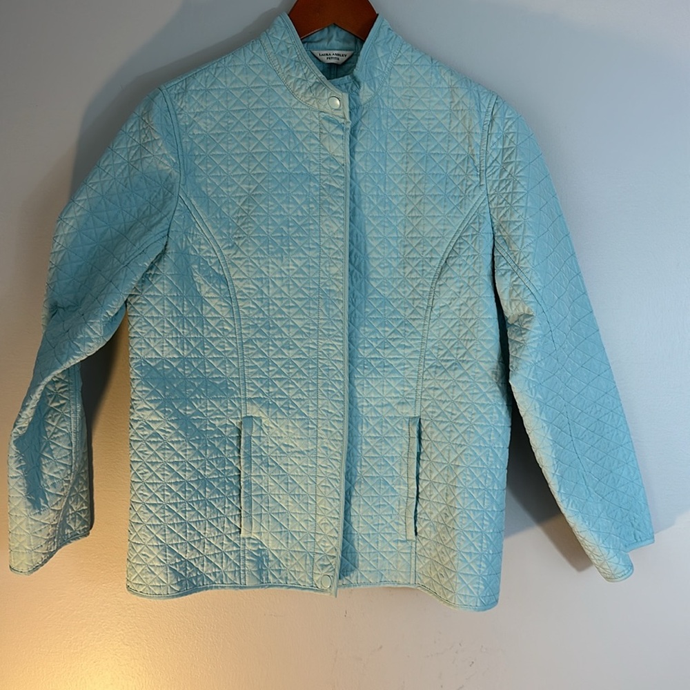 Laura Ashley Blue Quilted Jacket size MP - Picture 2 of 10